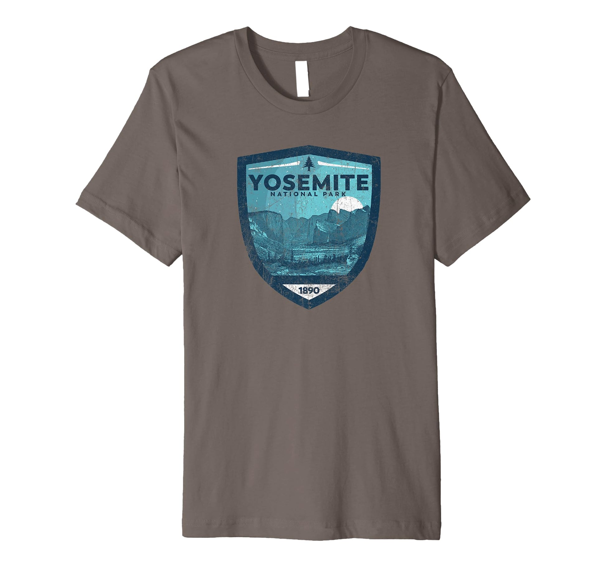 Yosemite National Park Distressed T-Shirt - Streetwear Style for Adults - T-Shirt, Sweatshirt, Hoodie