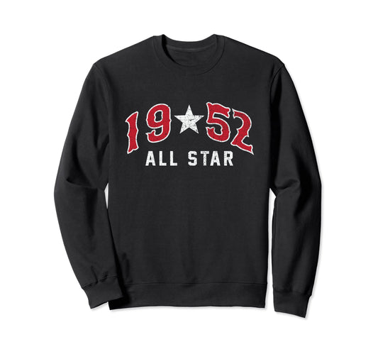 1952 Baseball Team 70Th Birthday Sweatshirt - Trendy Graphic Unisex - T-Shirt, Sweatshirt, Hoodie