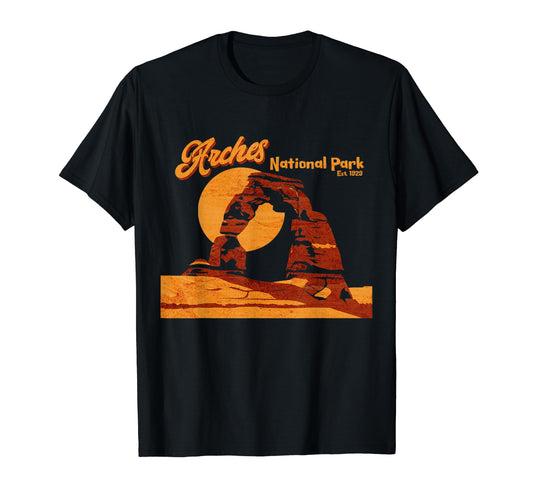 Arches National Park Hiking Outdoor T-Shirt - Minimalist Print Men Women - T-Shirt, Sweatshirt, Hoodie