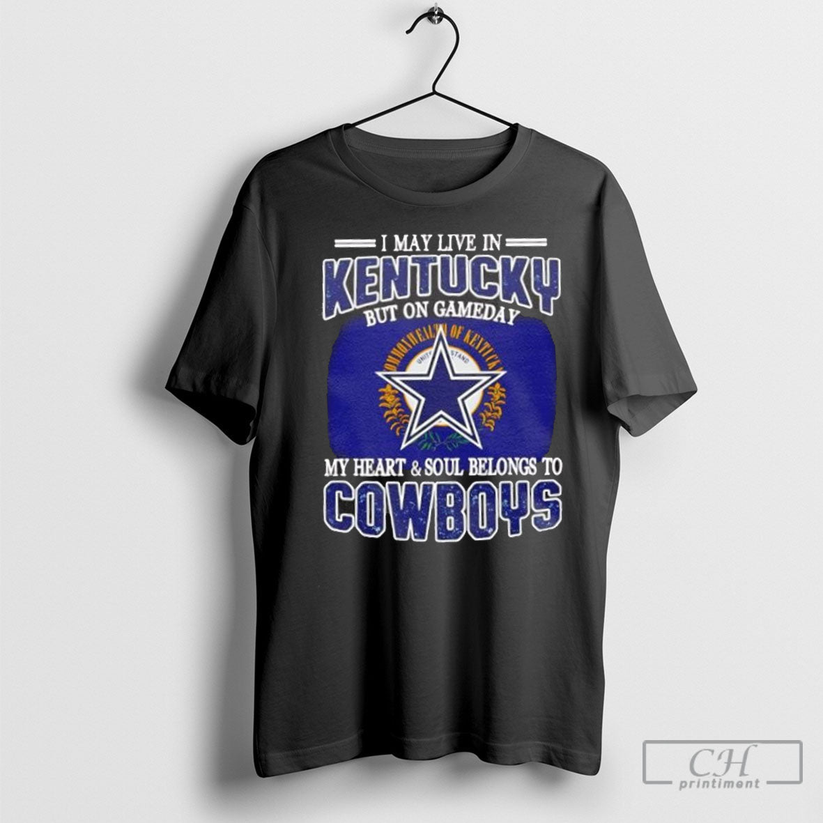 I Live In Kentucky And On Gameday My Heart Soul - Adult & Kids T-Shirts, Sweatshirts & Hoodies apparel design preview 1