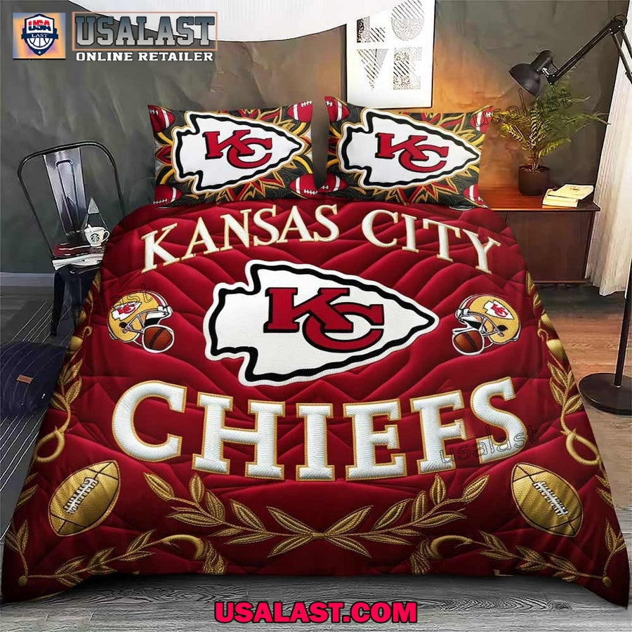 Kansas City Chiefs Football Premium Bedding Set - Adult & Kids T-Shirts, Sweatshirts & Hoodies apparel design preview 1