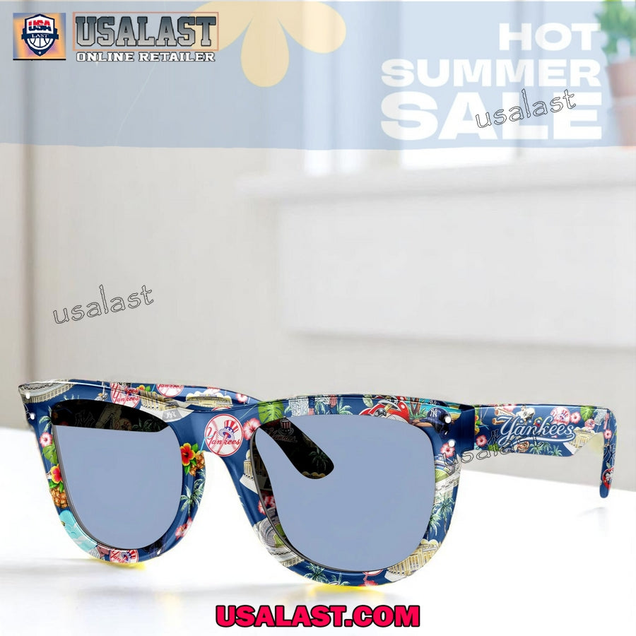 New York Yankees Beach Sunglasses - Adult & Kids T-Shirts, Sweatshirts & Hoodies apparel design preview 1