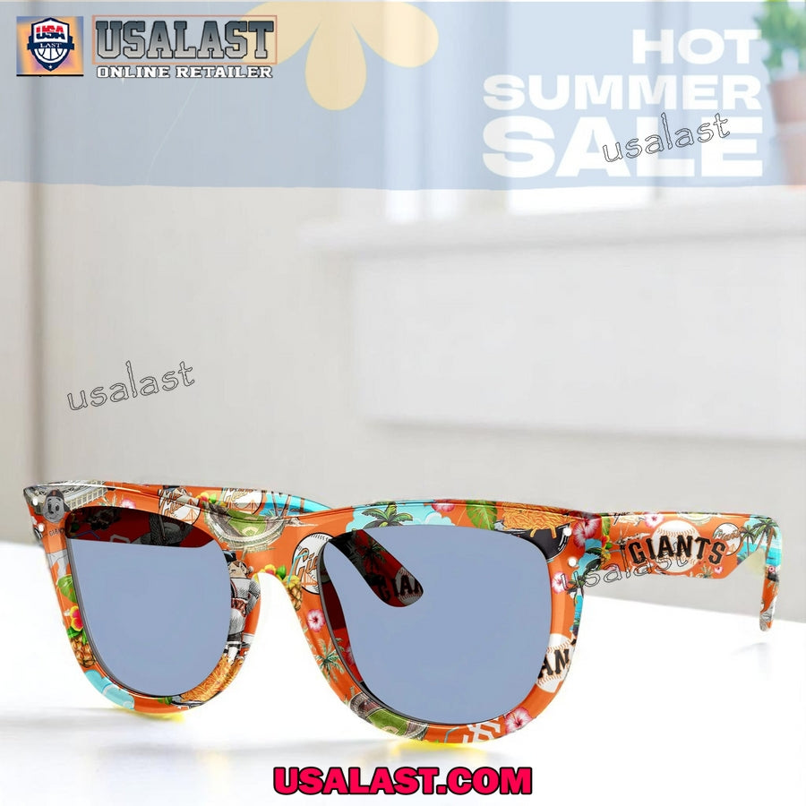 San Francisco Giants Fashion Beach Sunglasses - Adult & Kids T-Shirts, Sweatshirts & Hoodies apparel design preview 1